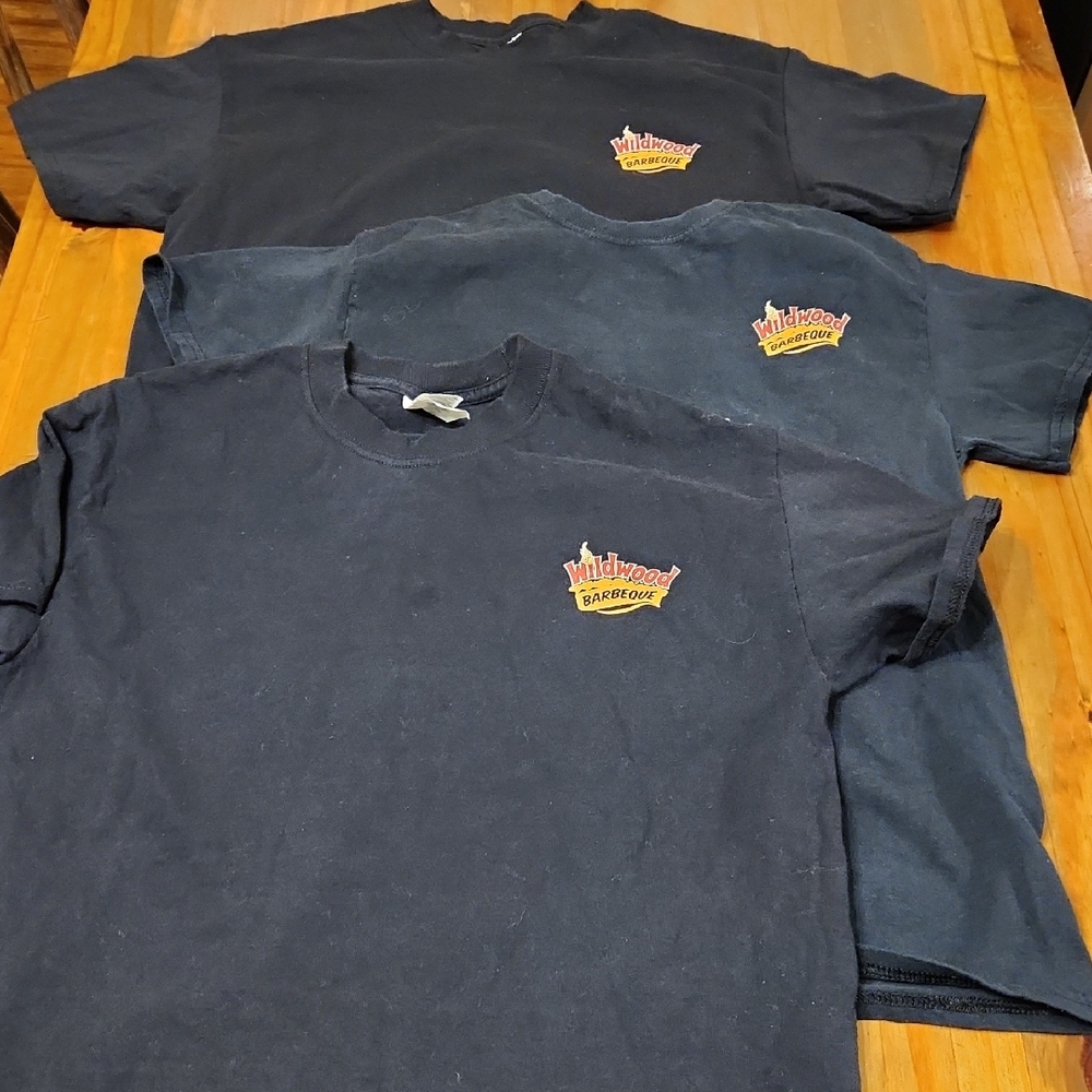 3/$20 Wildwood BBQ Short Sleeve Tee Shirts (Lot Of 3)